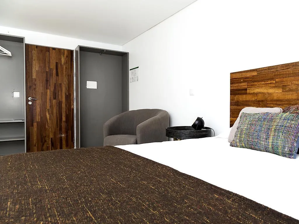Bed and Breakfast Santa Bica Eat Drink & Sleep Lisboa