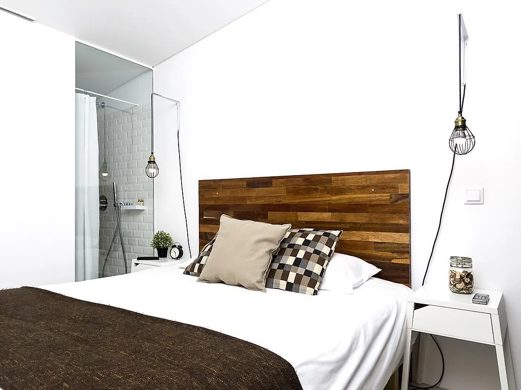 Bed and Breakfast Santa Bica Eat Drink & Sleep Lisboa